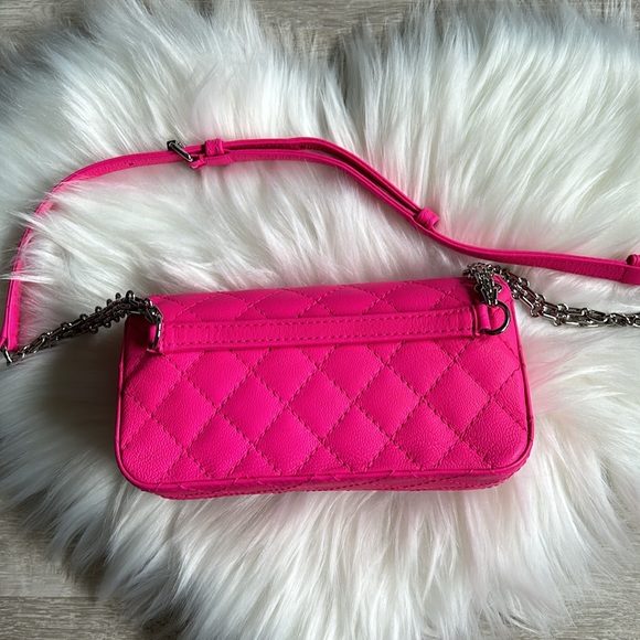 CHANEL Quilted 2.55 Reissue Flap mini Belt Bag Fluorescent Pink - Picture 3 of 11